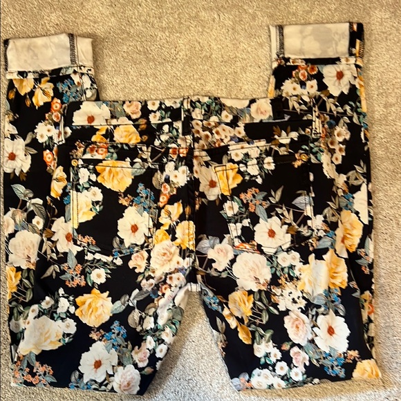 7 For All Mankind Floral Skinny Jeans size 27 - Picture 7 of 10